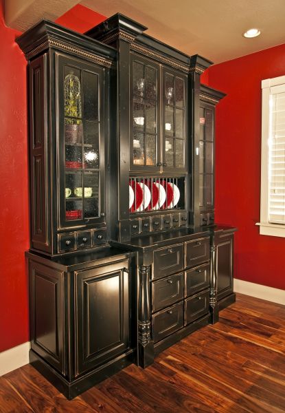 Hutch Installation in Crystal Lake